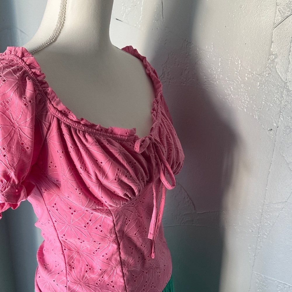 Iris Pink Eyelet Blouse with Tie Front - Picture 4 of 6